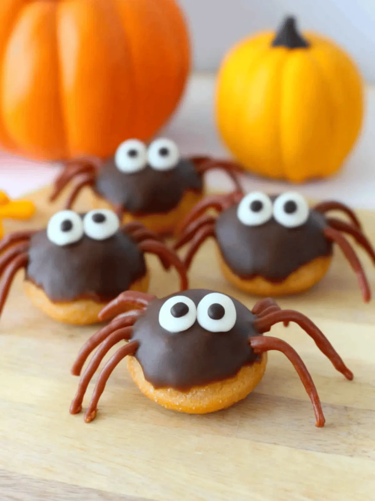 Spider Donuts: Easy Halloween Treats for Fun Family Fun 3 Spider Donuts {Easy Halloween Treat}