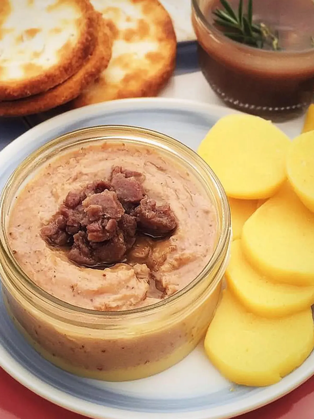 Creamy Chicken Liver Pâté with Bacon: Elevate Your Appetizer Game 3 Creamy chicken liver pate with bacon