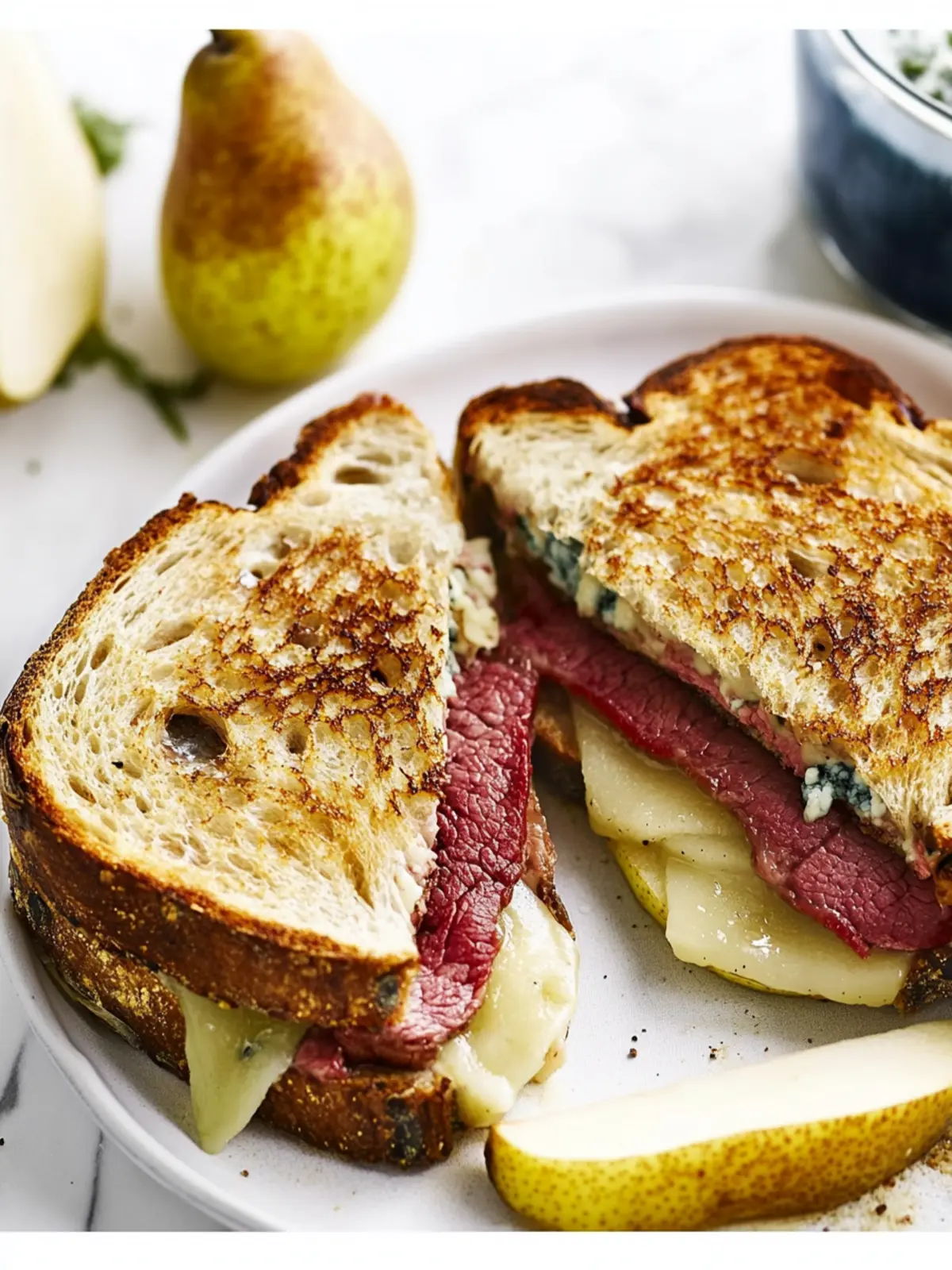 Savory Rare Roast Beef, Pear and Creamy Blue Cheese Toasties 4 Rare Roast Beef, Pear and Creamy Blue Cheese Toasties