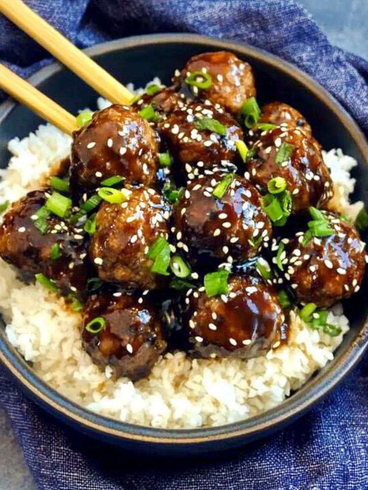 Sticky teriyaki meatballs