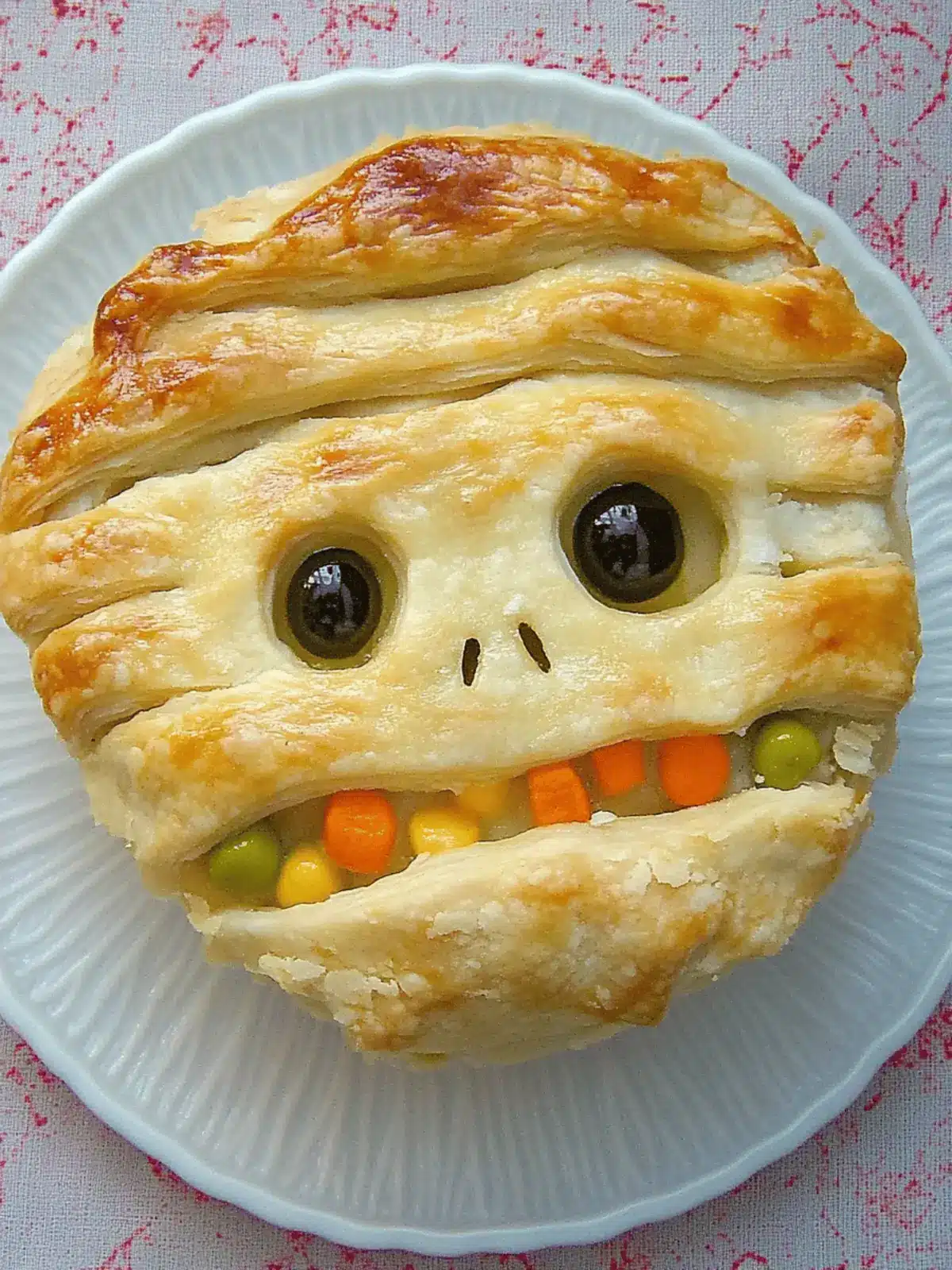 Spooktacular Mummy Pot Pie: Fun Halloween Cooking Adventure 3 Mummy Pot Pie